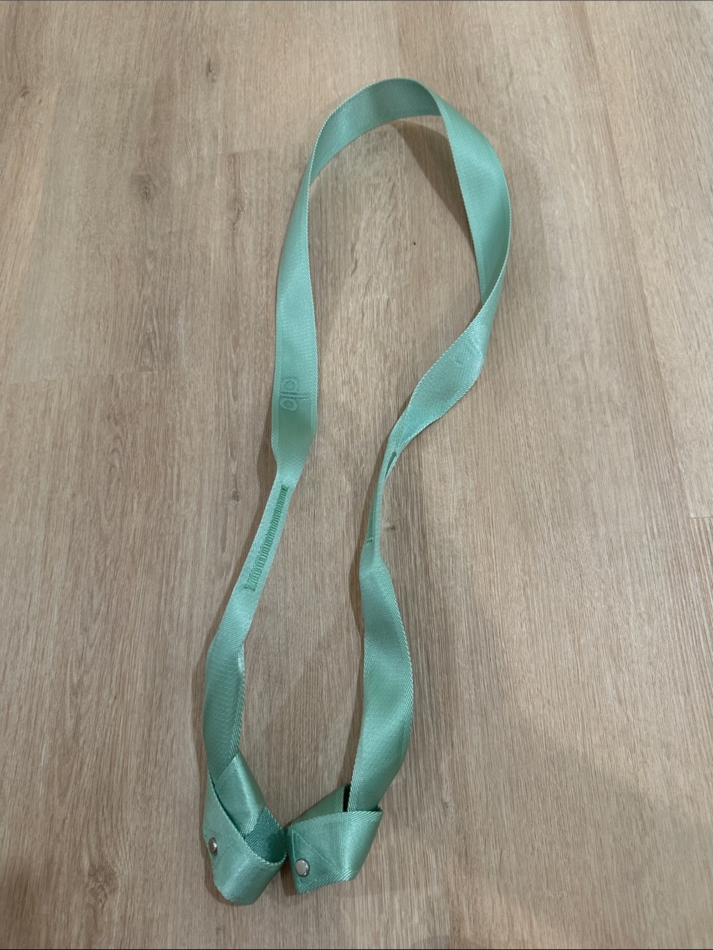 A0026U Alo Yoga Strap exercise yoga map carrying carry shoulder holder